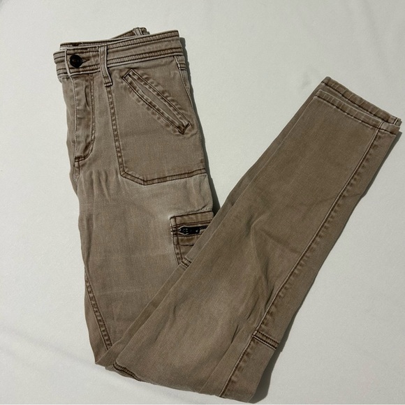 Abercrombie & Fitch Skinny Cargo Style Jeans - Picture 5 of 7